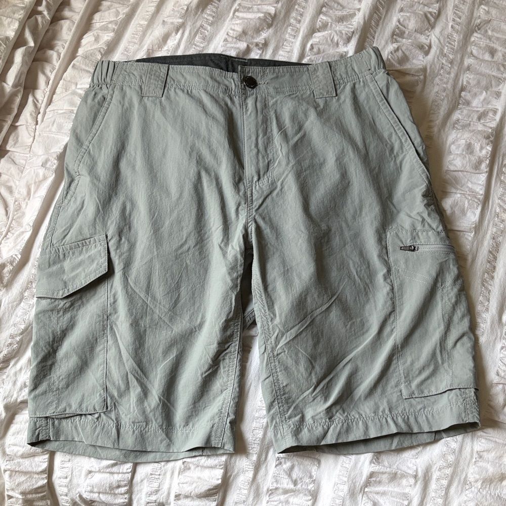 Columbia Men's Silver Ridge Cargo Shorts - Light Gray